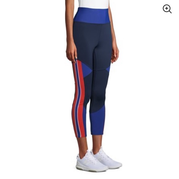 Avia Womens Flextech Capri Leggings 